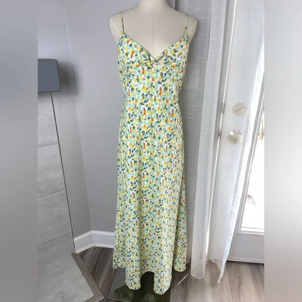 Hello Molly Smiley Moments Floral Maxi Dress Open Back Size 10